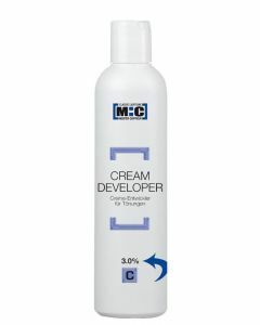 M:C Crème Ontwikkelaar Universeel 3.0% 250ml